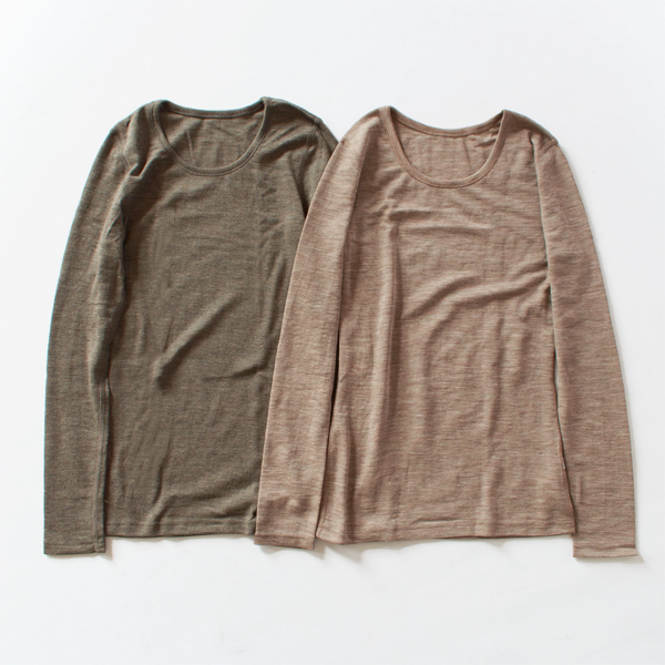左：Mud brown 、右：Sesame