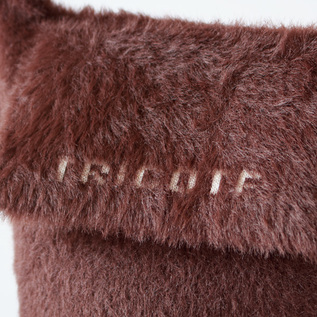 毛足の長いシャギー素材のミニバッグ(BROWN) 毛足の長いシャギー素材のミニバッグ(BROWN)