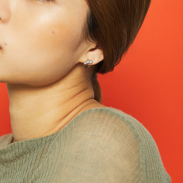 キャッチレスピアス HONESTY TWIST(Silver)