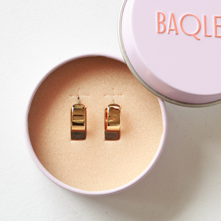 キャッチレスピアス EMBRACE HOOP(ALESSIA GOLD) キャッチレスピアス EMBRACE HOOP(ALESSIA GOLD)