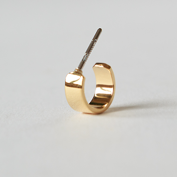 キャッチレスピアス EMBRACE HOOP(ALESSIA GOLD)