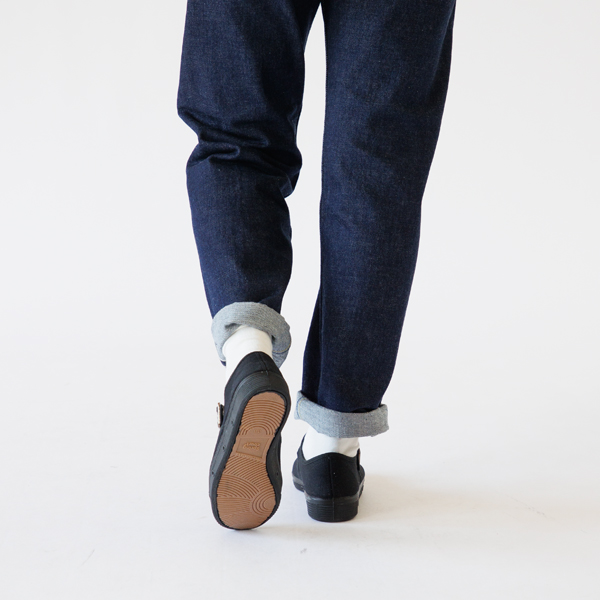 スニーカー J2 BLACK ORGANIC COTTON
