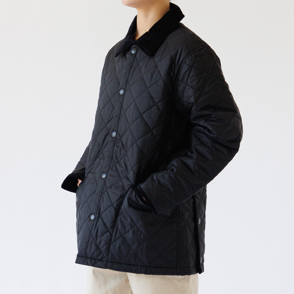 BLACK、身長：163cm