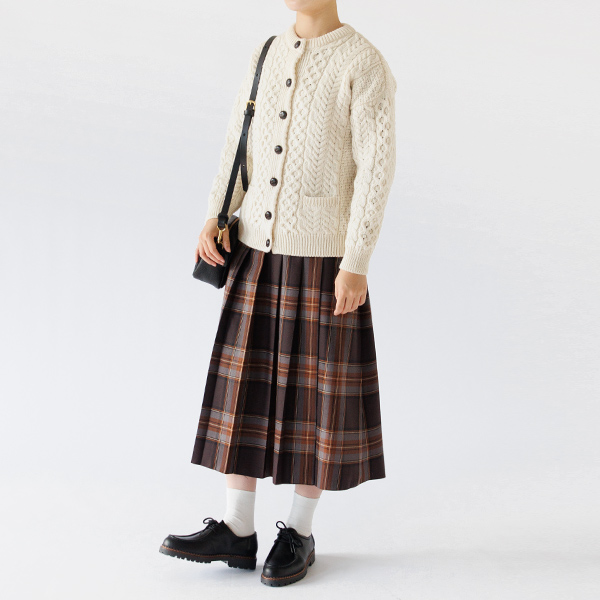 ケーブルカーディガン（NATURAL）身長：162cm