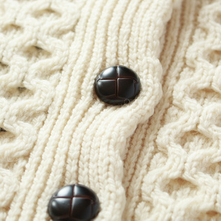 メリノウール ケーブルカーディガン／aran woollen mills（アランウー