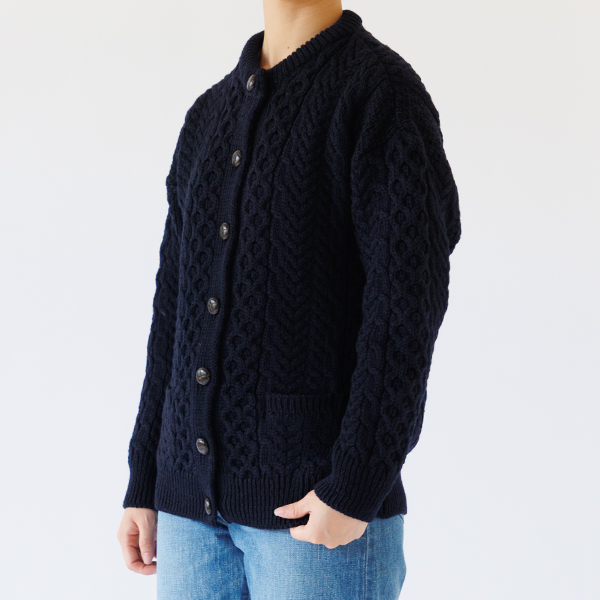 ケーブルカーディガン　NAVY  身長162cm