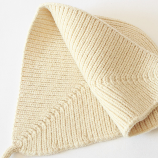 ウール混でしっかり暖かい(IVORY)