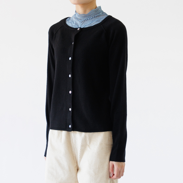ウールカシミヤカーディガン	BLACK（身長162cm）