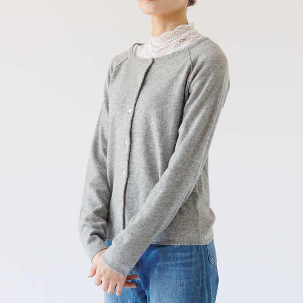 ウールカシミヤカーディガン	LIGHT GREY MELANGE（身長162cm）
