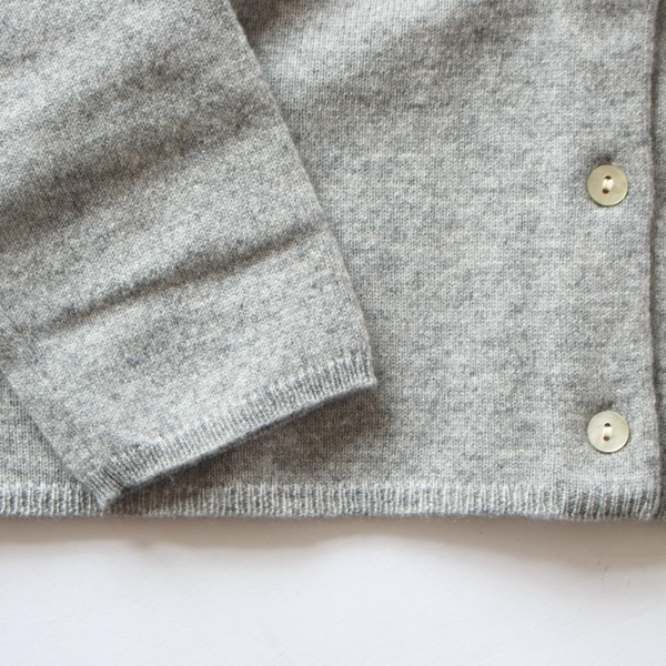 ウールカシミヤカーディガン	LIGHT GREY MELANGE
