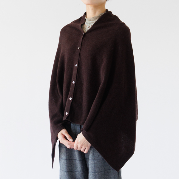 ウールカシミヤポンチョ　GUNACHE（身長162cm）