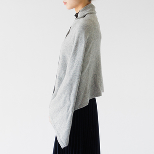 ウールカシミヤポンチョ LIGHT GREY(身長162cm) ウールカシミヤポンチョ LIGHT GREY(身長162cm)