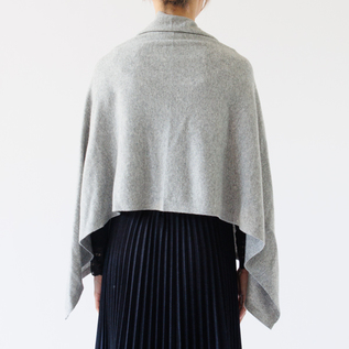 Wool cashmere poncho／ROSEMUNDE / Shop ZUTTO for the long lasting