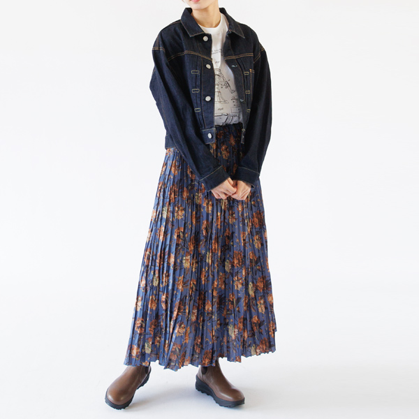 春秋はライトアウターに合わせて(身長160cm) 春秋はライトアウターに合わせて(身長160cm)