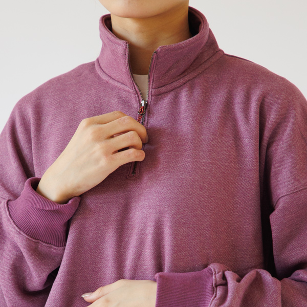 ジップ部分にはカラフルなコードがついています ジップ部分にはカラフルなコードがついています