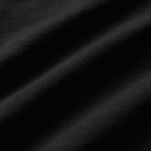 リサイクルコットン「Ferre Yarn」を使用。環境への負担を配慮した素材です リサイクルコットン「Ferre Yarn」を使用。環境への負担を配慮した素材です