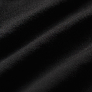 リサイクルコットン「Ferre Yarn」を使用。環境への負担を配慮した素材です リサイクルコットン「Ferre Yarn」を使用。環境への負担を配慮した素材です