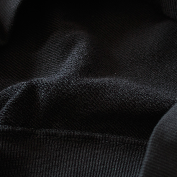 通年着やすい裏毛素材 通年着やすい裏毛素材