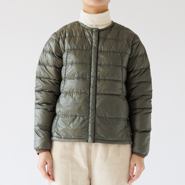 インナーダウンカーディガン KHA(身長162cm WM着用) インナーダウンカーディガン KHA(身長162cm WM着用)