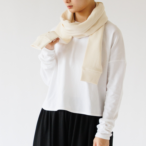 首にぐるりと巻いて(Ecru) 首にぐるりと巻いて(Ecru)