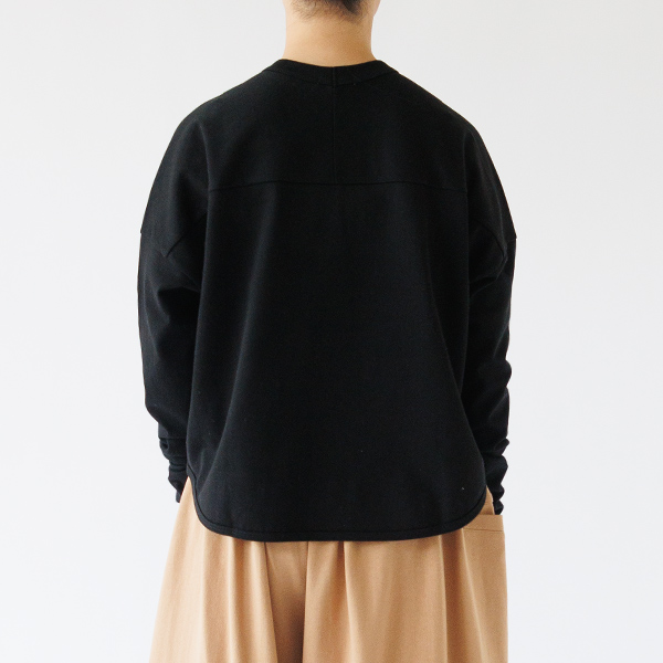 丸襟長袖Tシャツ(Black)　身長160cm