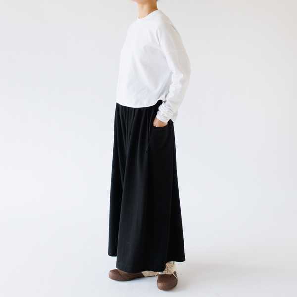 丸襟長袖Tシャツ(White)　身長160cm