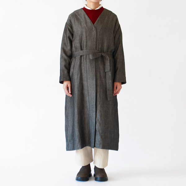 ベルトを巻いたスタイル(身長163cm・BLACK) ベルトを巻いたスタイル(身長163cm・BLACK)