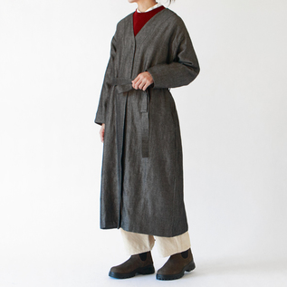 ベルトを巻いたスタイル(身長163cm・BLACK) ベルトを巻いたスタイル(身長163cm・BLACK)