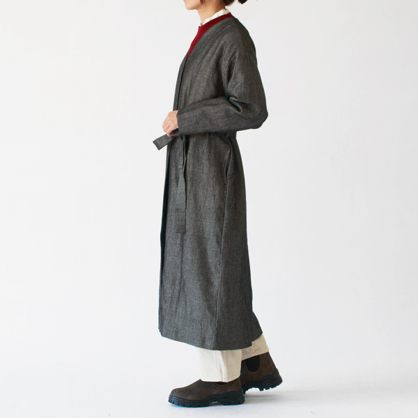 ベルトを巻いたスタイル(身長163cm・BLACK) ベルトを巻いたスタイル(身長163cm・BLACK)