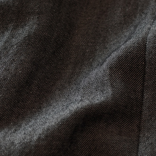 タンブラー加工でふっくらとした独特の質感が実現(BLACK) タンブラー加工でふっくらとした独特の質感が実現(BLACK)
