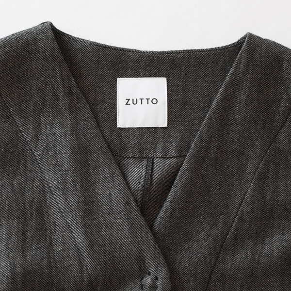 シンプルなVネック仕様(BLACK) シンプルなVネック仕様(BLACK)