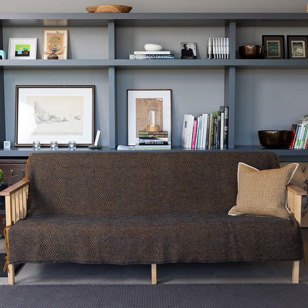 ソファカバとしてもお使いいただけます。 ソファカバとしてもお使いいただけます。