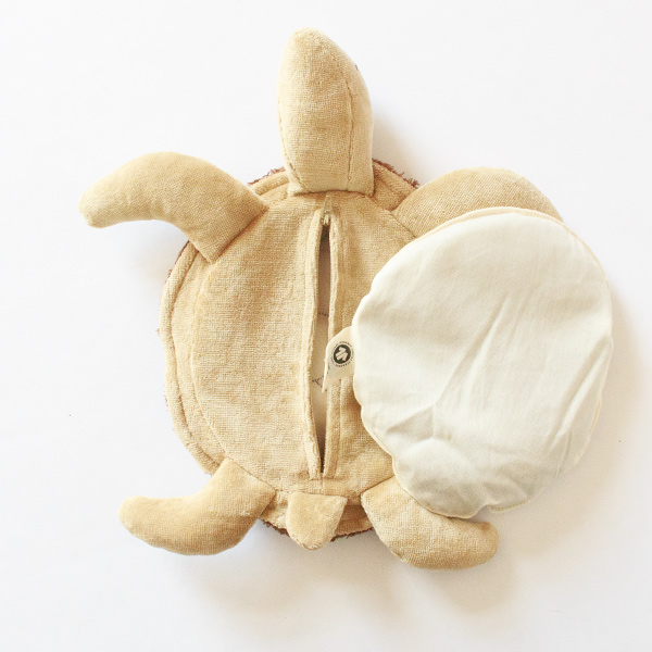 ピローは温めて湯たんぽにしても良し、冷やしても良し