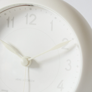 l*y様 ANNE JACOBSEN ホワイト 置時計 l*y様 ANNE JACOBSEN ホワイト 置時計｜どんなインテリアにも溶け込む