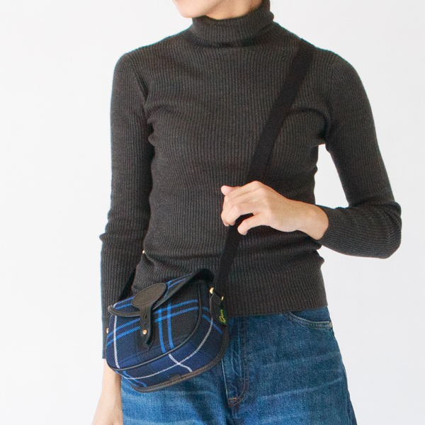 ショルダーバッグ COLNE MINI BLUE TARTAN ショルダーバッグ COLNE MINI BLUE TARTAN