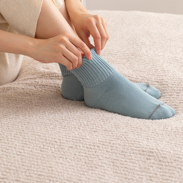締め付けにくく、ゆったり履けるルームソックス 締め付けにくく、ゆったり履けるルームソックス
