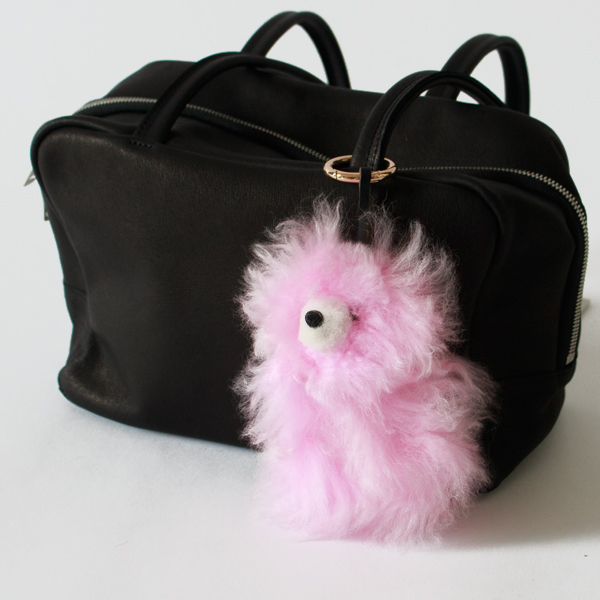 バックチャームとして バックチャームとして