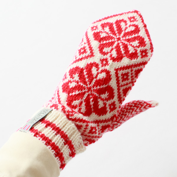 伝統的だけど、なんだか新しく感じる形(RED) 伝統的だけど、なんだか新しく感じる形(RED)