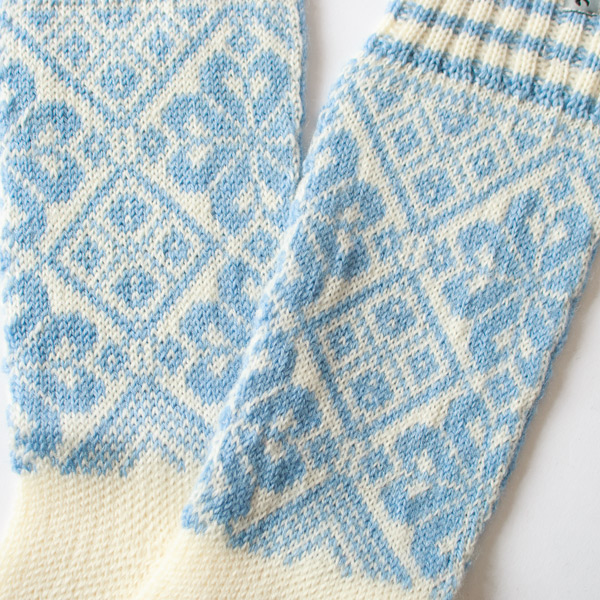 幾何学的な雪の結晶や花のようなモチーフ(BLUE) 幾何学的な雪の結晶や花のようなモチーフ(BLUE)