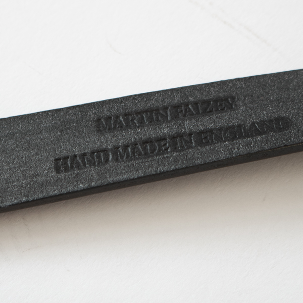 裏面に刻印 裏面に刻印