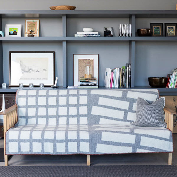 ソファーカバーとしてもご使用いただけます(グレー) ソファーカバーとしてもご使用いただけます(グレー)