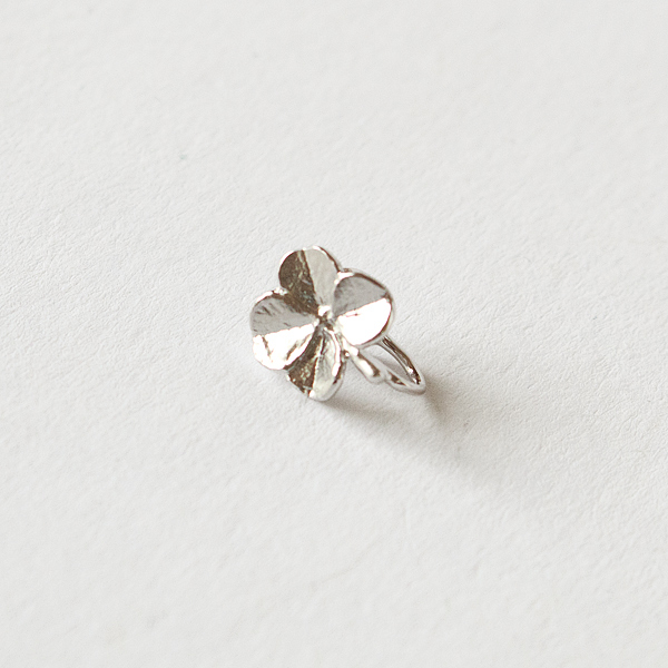 フォーリーフ クローバー イヤーカフ Silver