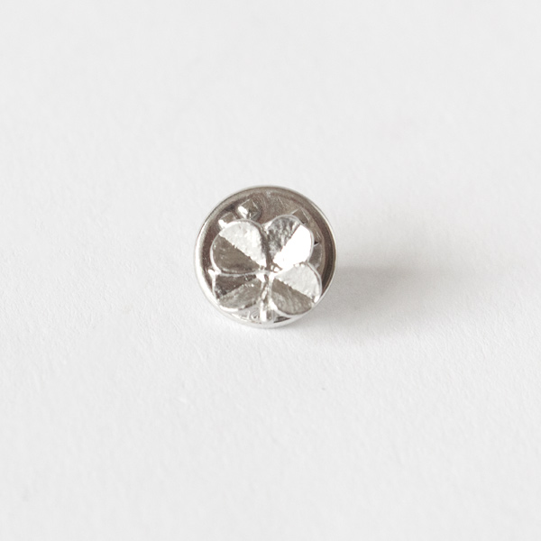 フォーリーフ クローバー ピン Silver フォーリーフ クローバー ピン Silver
