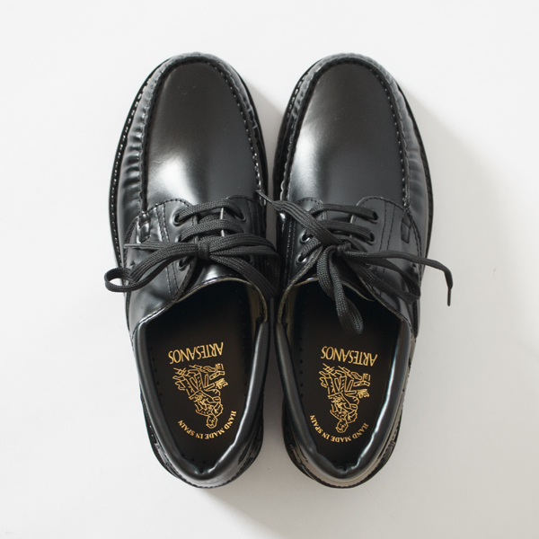 MOCCASIN SHOES／ARTESANOS / Shop ZUTTO for the long lasting