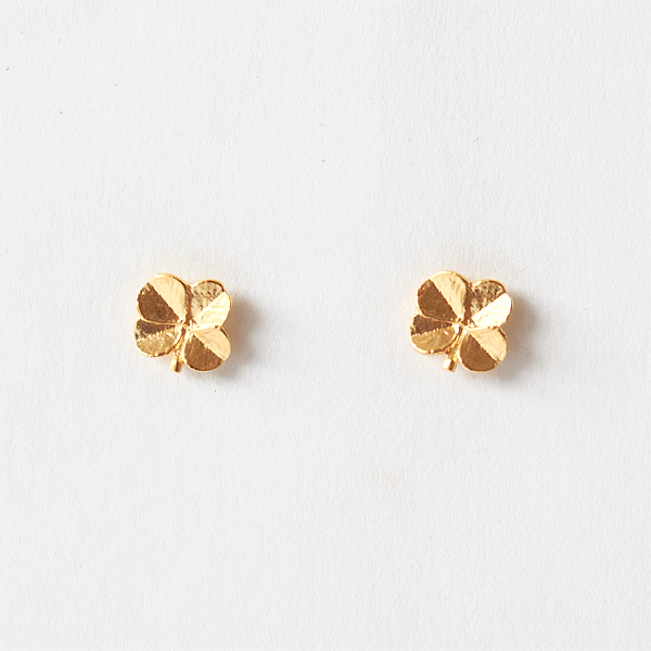 フォーリーフ クローバー ピアス Gold