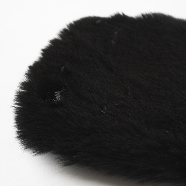 トップはもこもこのファー（BLACK）