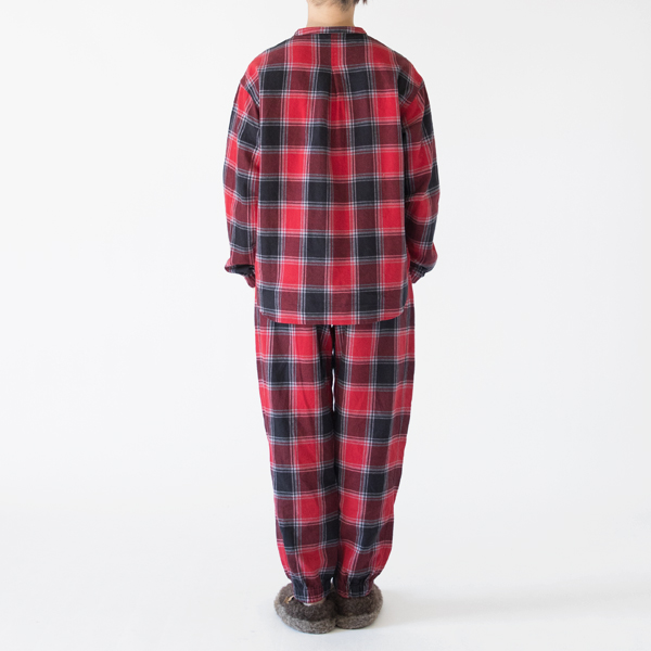 身長163cm・RED×BLACK 身長163cm・RED×BLACK