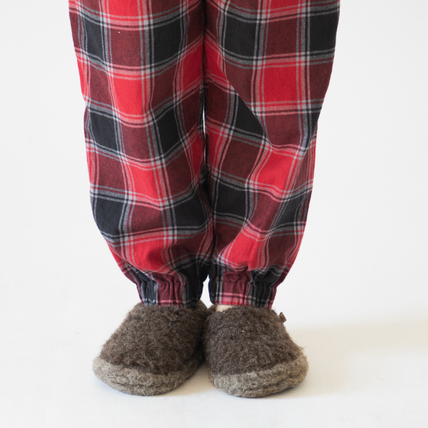 足首はゴム入り(身長163cm・RED×BLACK) 足首はゴム入り(身長163cm・RED×BLACK)