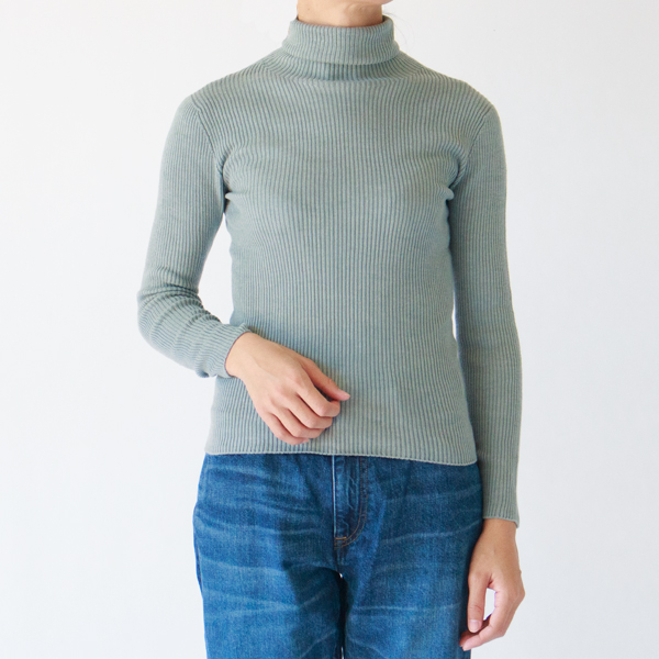 身長163cm　CLOUDY BLUE-M