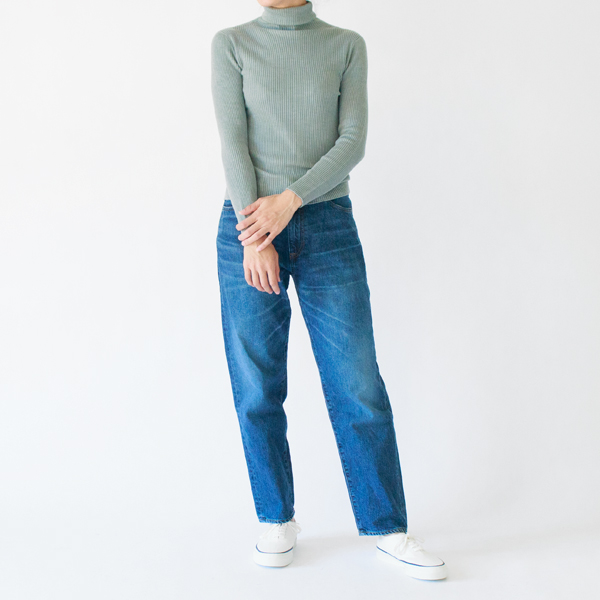 身長163cm　CLOUDY BLUE-M